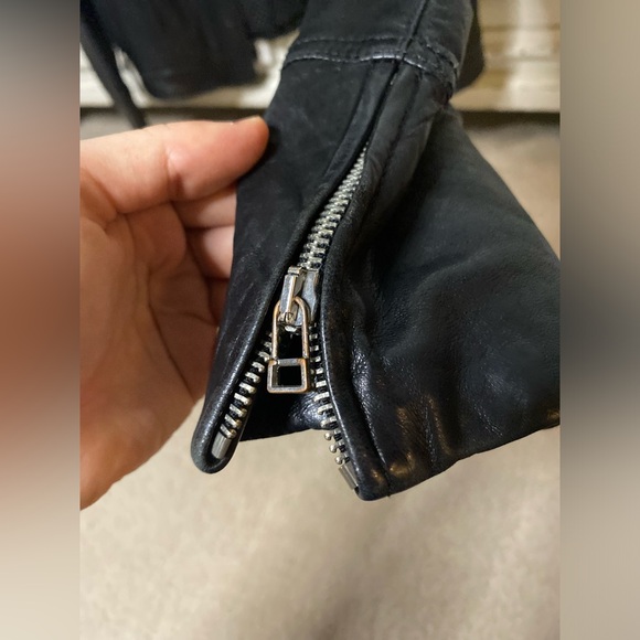 Massimo Dutti genuine sheepskin leather biker jacket black (Women, M size) - Picture 3 of 16